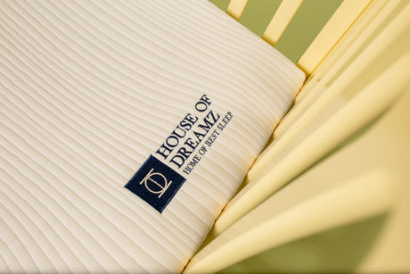 House Of Dreamz - Matelas bébé en latex naturel 0 - 12 mois - House Of Dreamz